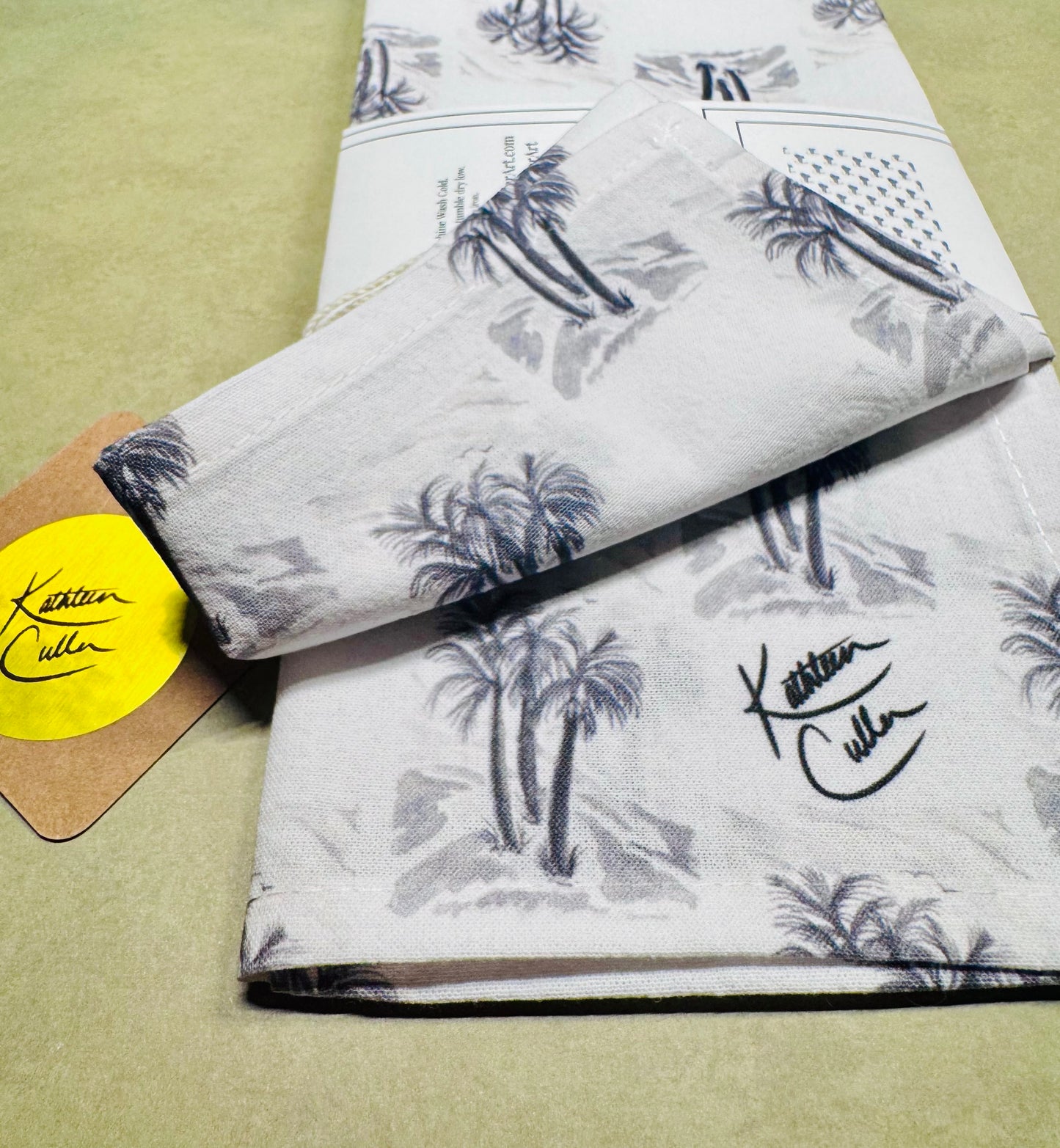 'Payne's Grey Palms', patterned 15x20" Cotton Tea Towel